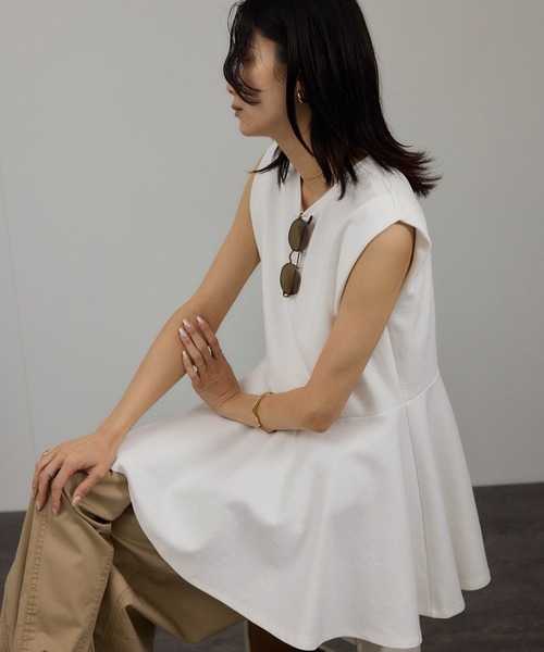 セール】【WEB限定】ショルダータックペプラムプルオーバー（T