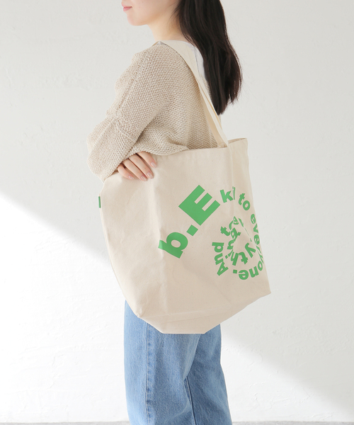 b.Eautiful(ビューティフル)の「【b.Eautiful/ビューティフル】b.E kind Tote C008-AC-003(トートバッグ・レディース・ホワイト・FREE)」の3枚目の写真