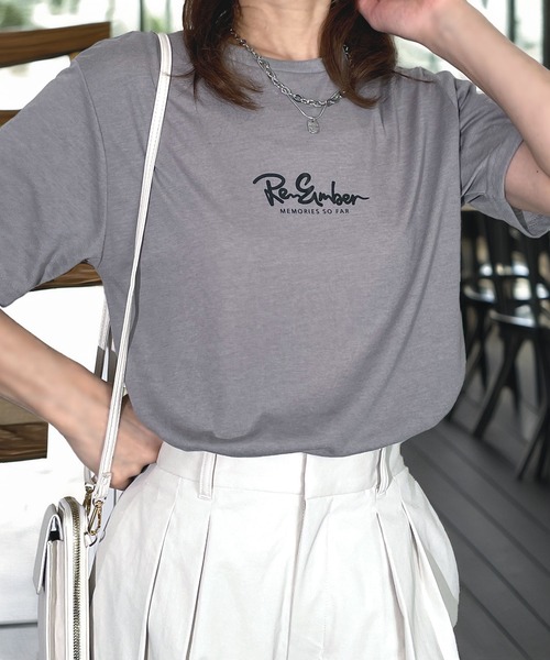 Candlestick(キャンドルスティック)の「限定 プチプラ ワンポイント レギュラー シルエット 半袖 T(Tシャツ/カットソー・レディース・アイボリー/ホワイト系1/オリーブ/ブラック系2/ベージュ系1/ダルブルー系1/スミクロ/ネイビー/ブラック系1/ブラック系3/ベージュ系2/ダルブルー系2・M/L/LL)」の14枚目の写真
