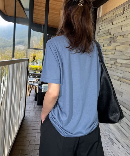 Candlestick(キャンドルスティック)の「限定 プチプラ ワンポイント レギュラー シルエット 半袖 T(Tシャツ/カットソー・レディース・アイボリー/ホワイト系1/オリーブ/ブラック系2/ベージュ系1/ダルブルー系1/スミクロ/ネイビー/ブラック系1/ブラック系3/ベージュ系2/ダルブルー系2・M/L/LL)」の17枚目の写真