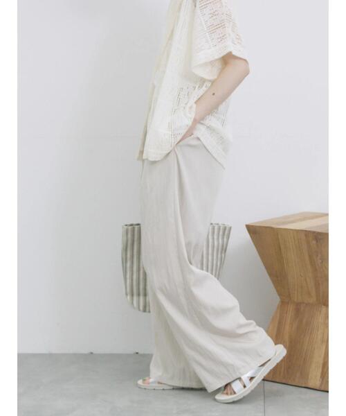 Samansa Mos2 blue（サマンサモスモスブルー）の「【接触冷感】タックワイドパンツ（その他パンツ・レディース・ライトベージュ/ブラック/ネイビー/ピンク・F）」の9枚目の写真