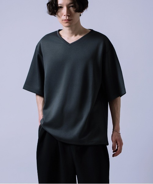 Crownor(クラウノアー)の「ドローコード Vネック 半袖Tシャツ(Tシャツ/カットソー・メンズ・ホワイト/チャコール/ブラック/ブルー/ネイビー・SMALL/MEDIUM/LARGE)」の16枚目の写真