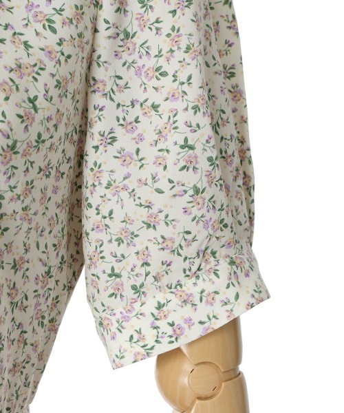 F i.n.t（フィント）の「ハンカチ開衿小花柄ワンピース　【1枚で快適】/ fint　フィント　夏服（ワンピース・レディース・アイボリー/ブラック・FREE）」の9枚目の写真