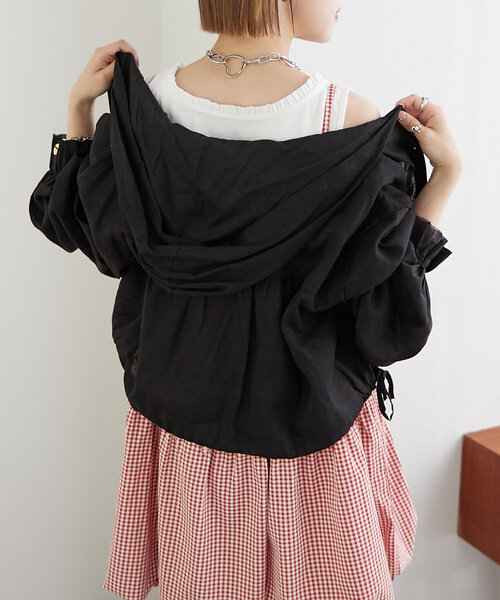 w closet(ダブルクローゼット)の「【3色展開】フーディーショートシャツ(シャツ/ブラウス・レディース・ブラック/オフホワイト/ブルー・FREE)」の17枚目の写真