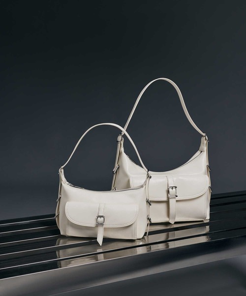 CHARLES & KEITH◆Bryna ベルト付き ショルダーバッグ ◆送料込 CHARLES ＆ KEITH ショルダーバッグ バッグ Bryna ブライナ