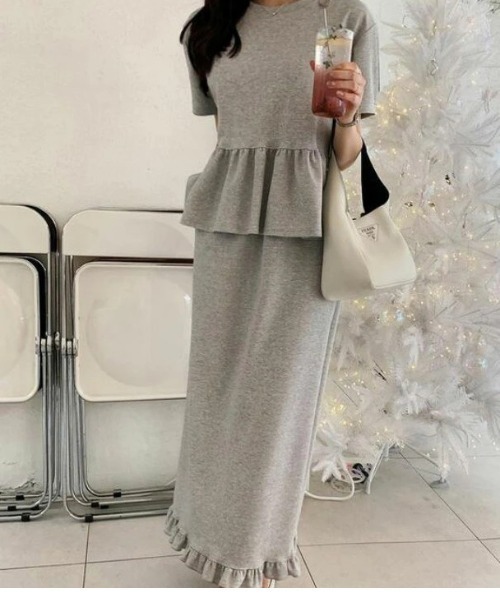 セール】ペプラムトップス×スカートセットアップ（セットアップ