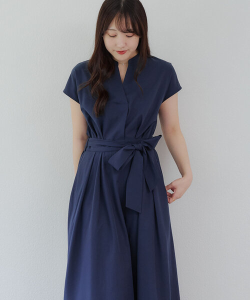 continuer de NICE CLAUP(コンティニューデナイスクラップ)の「上品見え叶う、スキッパーフレンチタックワンピース(ワンピース・レディース・ネイビー/ストライプ/キャメル/カーキ・FREE)」の11枚目の写真