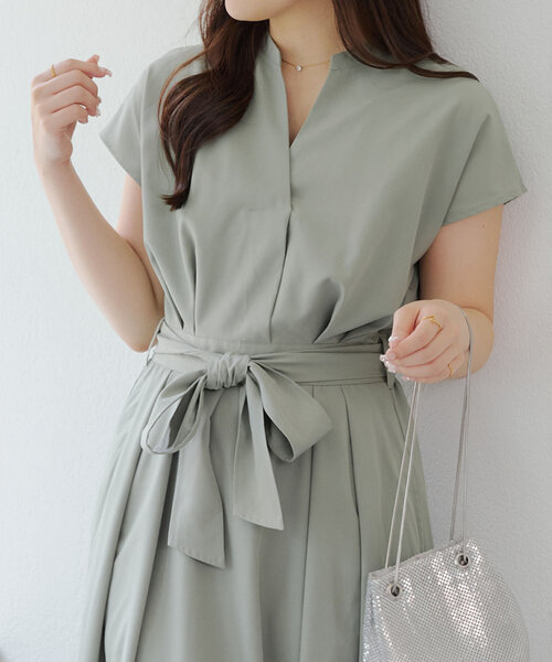 continuer de NICE CLAUP(コンティニューデナイスクラップ)の「上品見え叶う、スキッパーフレンチタックワンピース(ワンピース・レディース・ネイビー/ストライプ/キャメル/カーキ・FREE)」の17枚目の写真