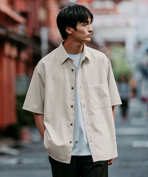 green label relaxing(グリーンレーベルリラクシング)の「DotAir ボックス レギュラーカラー シャツ(シャツ/ブラウス・メンズ・ライトグレー/ダークブラウン/ブラック・M/L/XL/S)」の1枚目の写真