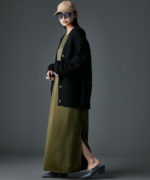 GEVS.(ジェイヴィス)の「サテンAラインマキシワンピース<大きいサイズ有>GEVS.(ワンピース・レディース・ブラック/カーキ・4L/5L/3L/LL/L/M)」の8枚目の写真