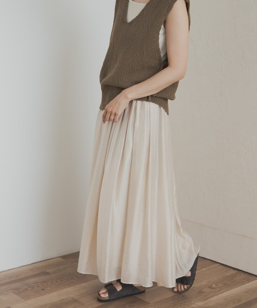 URBAN RESEARCH DOORS（アーバンリサーチドアーズ）の「ブライトギャザースカート（スカート・レディース・ナチュラル/ブラック・MEDIUM）」の13枚目の写真