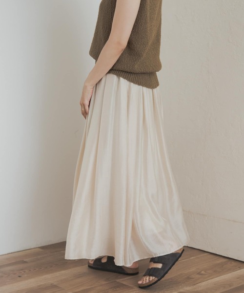 URBAN RESEARCH DOORS（アーバンリサーチドアーズ）の「ブライトギャザースカート（スカート・レディース・ナチュラル/ブラック・MEDIUM）」の17枚目の写真
