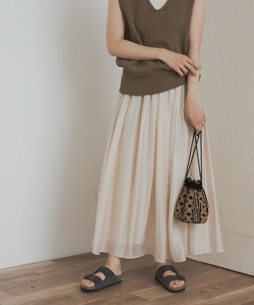 URBAN RESEARCH DOORS（アーバンリサーチドアーズ）の「ブライトギャザースカート（スカート・レディース・ナチュラル/ブラック・MEDIUM）」の18枚目の写真