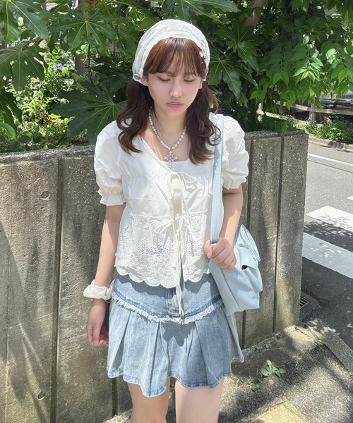 AS KNOW AS plus（アズノゥアズプラス）の「●リボン結び コットンレース半袖ブラウス（シャツ/ブラウス・レディース・ブラウン/ブラック/オフホワイト・FREE）」の22枚目の写真