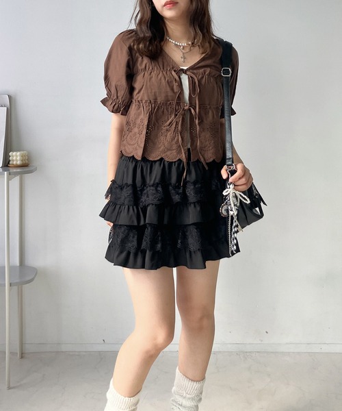 AS KNOW AS plus（アズノゥアズプラス）の「●リボン結び コットンレース半袖ブラウス（シャツ/ブラウス・レディース・ブラウン/ブラック/オフホワイト・FREE）」の9枚目の写真