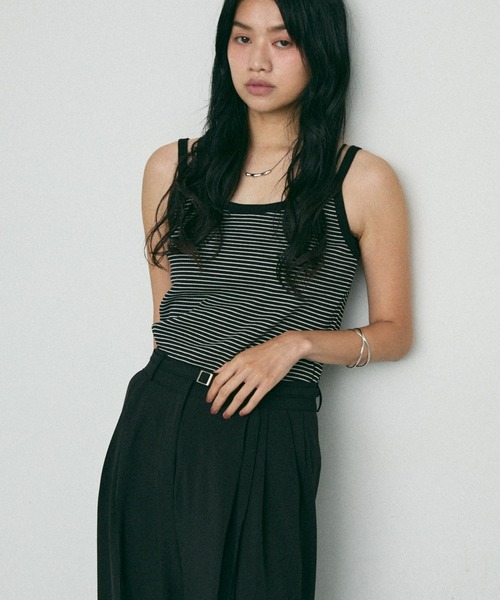 NUJOH(ヌゾ)の「Coco sleeveless shirt / ココ ノースリーブ シャーツ(キャミソール・レディース・ブラック/アイボリー・FREE)」の15枚目の写真