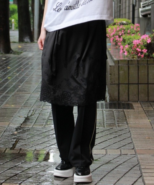 H.A.K（ハク）の「ナイロンコットンペーパーローン　カメリアスカラップレースレイヤードスカート（スカート・レディース・ブラック/ホワイト・FREE）」の2枚目の写真