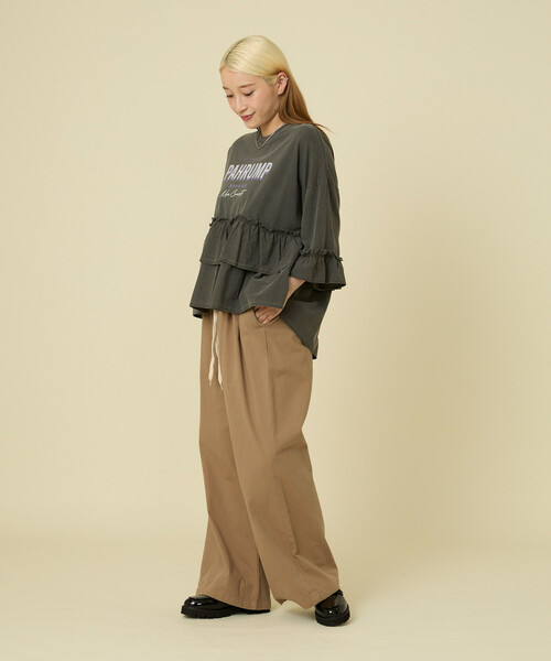 FREAK'S STORE(フリークスストア)の「ティアードフリルロゴ切替 7分袖Tシャツ(Tシャツ/カットソー・レディース・オフホワイト/マスタード/チャコール・フリ-)」の5枚目の写真