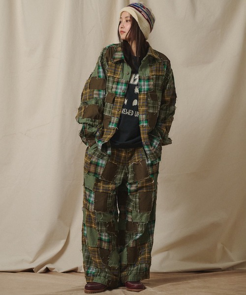 Universal Style Wear(ユニバーサルスタイルウェア)の「Universal Style Wear パッチワーク シャツ(シャツ/ブラウス・メンズ・スミクロ/グレー/オフホワイト/カーキ・LARGE/MEDIUM/X-LARGE)」の11枚目の写真