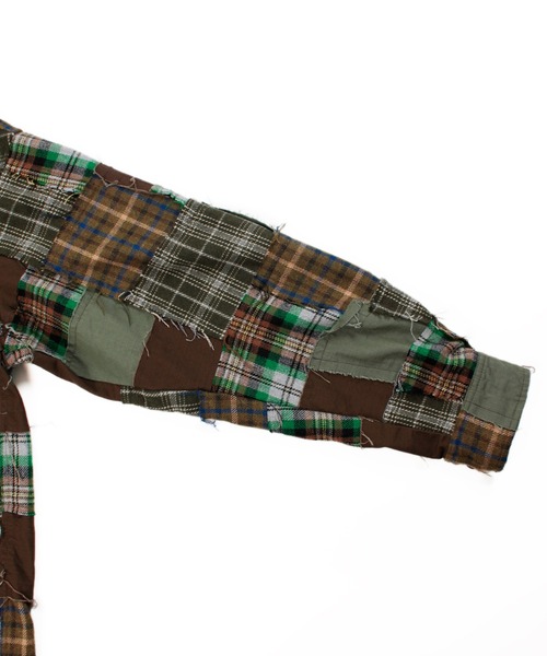 Universal Style Wear(ユニバーサルスタイルウェア)の「Universal Style Wear パッチワーク シャツ(シャツ/ブラウス・メンズ・スミクロ/グレー/オフホワイト/カーキ・LARGE/MEDIUM/X-LARGE)」の18枚目の写真