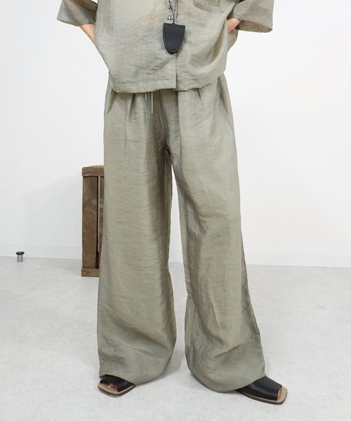 【値下げ】新品未使用 シアーイージーパンツ 36 艶シアーイージーパンツ（その他パンツ）｜gossara（ゴサラ）の