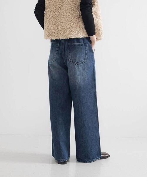 URBAN RESEARCH（アーバンリサーチ）の「デニムイージーワイドパンツ（デニムパンツ・レディース・ブルー/ブラック・36/38/40）」の7枚目の写真