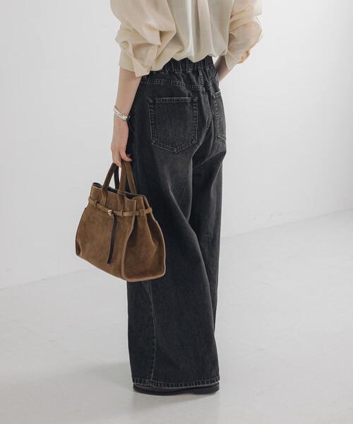 URBAN RESEARCH（アーバンリサーチ）の「デニムイージーワイドパンツ（デニムパンツ・レディース・ブルー/ブラック・36/38/40）」の22枚目の写真