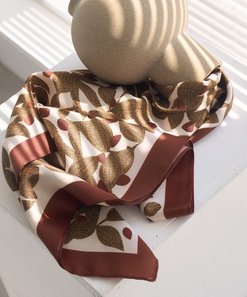 ROPE' PICNIC（ロペピクニック）の「90×90 アソートビンテージライクパターンスカーフ（バンダナ/スカーフ・レディース・ワイン/ブルー系その他4/ブラック系その他・FREE）」の22枚目の写真