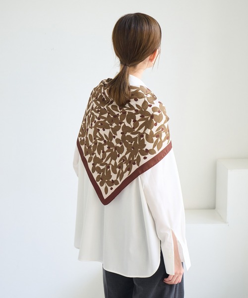 ROPE' PICNIC（ロペピクニック）の「90×90 アソートビンテージライクパターンスカーフ（バンダナ/スカーフ・レディース・ワイン/ブルー系その他4/ブラック系その他・FREE）」の20枚目の写真