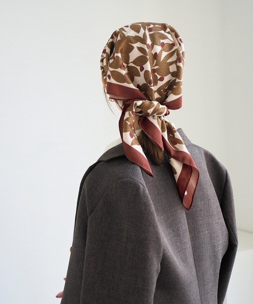 ROPE' PICNIC（ロペピクニック）の「90×90 アソートビンテージライクパターンスカーフ（バンダナ/スカーフ・レディース・ワイン/ブルー系その他4/ブラック系その他・FREE）」の16枚目の写真