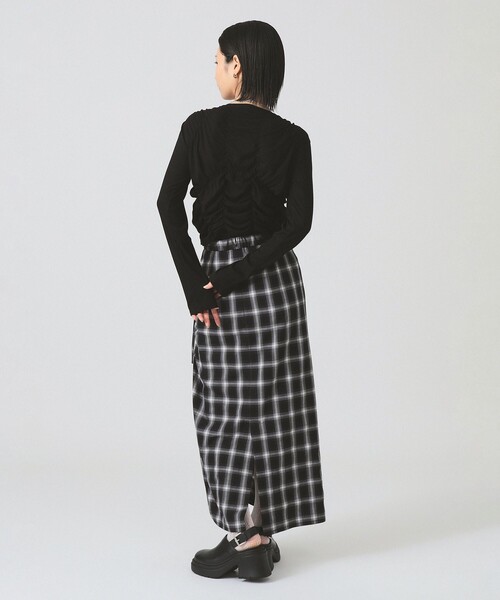 Ray BEAMS(レイビームス)の「リブ シャーリング カーディガン(カーディガン/ボレロ・レディース・ブラック/ライトグレー・ONE SIZE)」の10枚目の写真