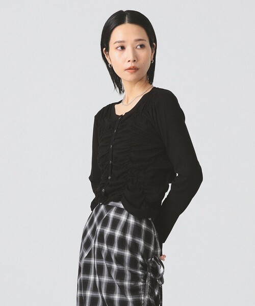 Ray BEAMS(レイビームス)の「リブ シャーリング カーディガン(カーディガン/ボレロ・レディース・ブラック/ライトグレー・ONE SIZE)」の17枚目の写真