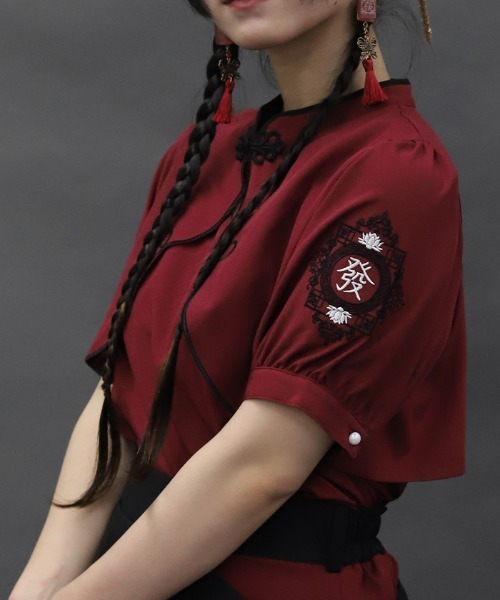 axes femme POETIQUE（アクシーズファムポエティック）の「麻雀牌刺繍ブラウス（シャツ/ブラウス・レディース・レッド/ホワイト/ブラック・MEDIUM）」の8枚目の写真