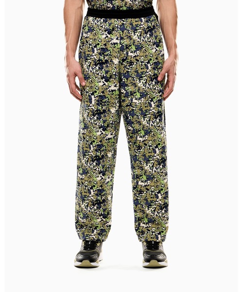 EMPORIO ARMANI EA7（エンポリオアルマーニイーエーセブン）の「<オンライン限定>【エンポリオ アルマーニ EA7】ASV Visibility パンツ オーガニックコットン混紡（その他パンツ・メンズ・グリーン系カモフラージュ・LARGE/MEDIUM/SMALL/X-LARGE/X-SMALL/XX-LARGE）」の5枚目の写真