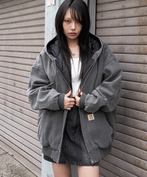 WEGO（ウィゴー）の「WEGO/【25年秋冬新作】ワーカーズキルトフードブルゾン（ブルゾン・レディース・ベージュ/チャコール・FREE）」の2枚目の写真