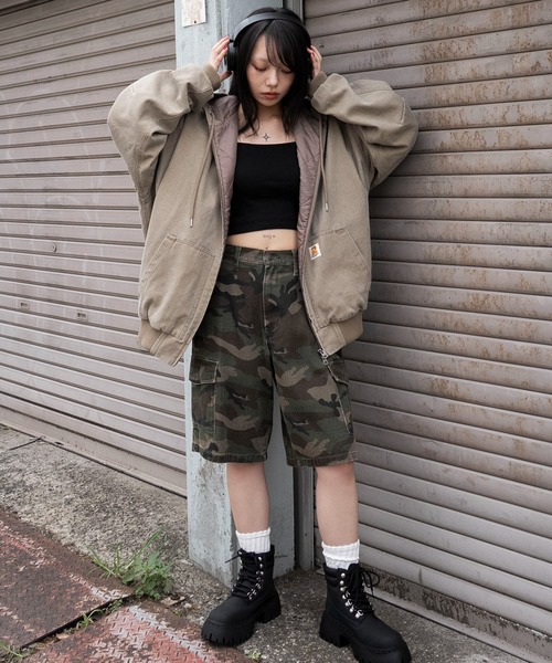 WEGO（ウィゴー）の「WEGO/【25年秋冬新作】ワーカーズキルトフードブルゾン（ブルゾン・レディース・ベージュ/チャコール・FREE）」の17枚目の写真