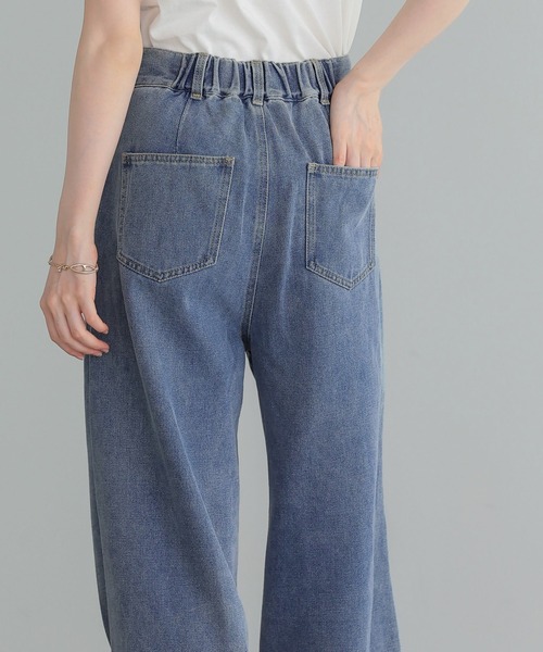 itto...（イット）の「デニムタックパンツ（デニムパンツ・レディース・ブルー/ワンウォッシュ・M/L）」の6枚目の写真