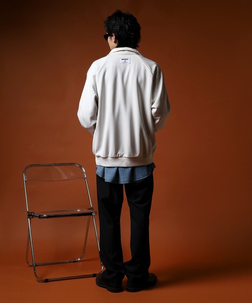 NERDY（ノルディ）の「パレットトラックトップ（ジャージ・メンズ・クリーム/ライトパープル・L/S/M）」の20枚目の写真