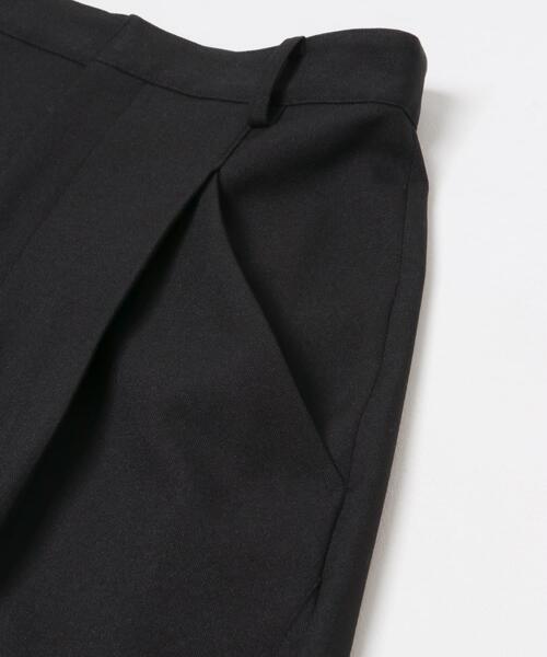 KBF（ケイビーエフ）の「バレルレッグタックスラックス（その他パンツ・レディース・ブラック/ブラウン・38/36）」の21枚目の写真