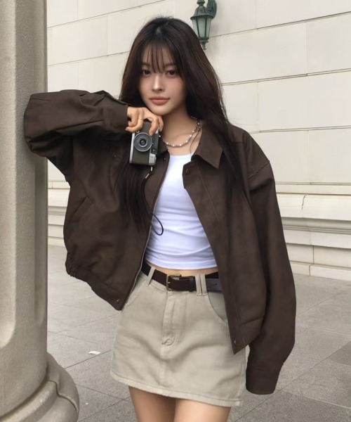 H.TOKYO（エイチトウキョウ）の「【マットな質感が上品】短丈ドロップショルダーライダースブルゾン（ブルゾン・レディース・ブラック/ブラウン・FREE）」の8枚目の写真