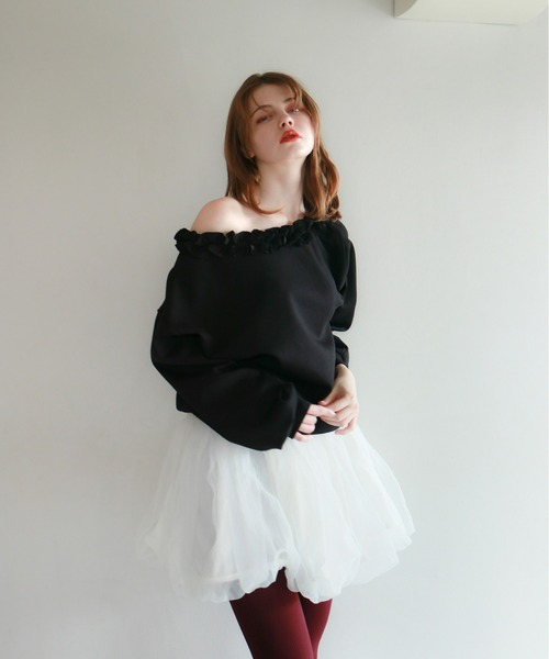 mic by Olu.（ミックバイオルドット）の「＜ ZOZOTOWN限定 ＞ラッフルネックスウェット（スウェット・レディース・グレー/ブラック・FREE）」の6枚目の写真