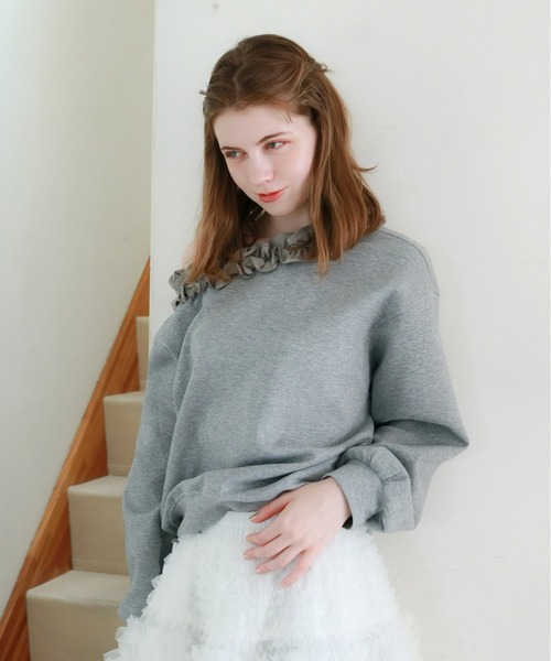 mic by Olu.（ミックバイオルドット）の「＜ ZOZOTOWN限定 ＞ラッフルネックスウェット（スウェット・レディース・グレー/ブラック・FREE）」の15枚目の写真