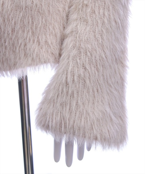 CLEAR BASIC（クリアベーシック）の「Vネックフェザーニットロングカーディガン［大人 カジュアル 着回し力抜群］（カーディガン/ボレロ・レディース・アイボリー/グレイッシュベージュ/チャコールグレー・F）」の9枚目の写真