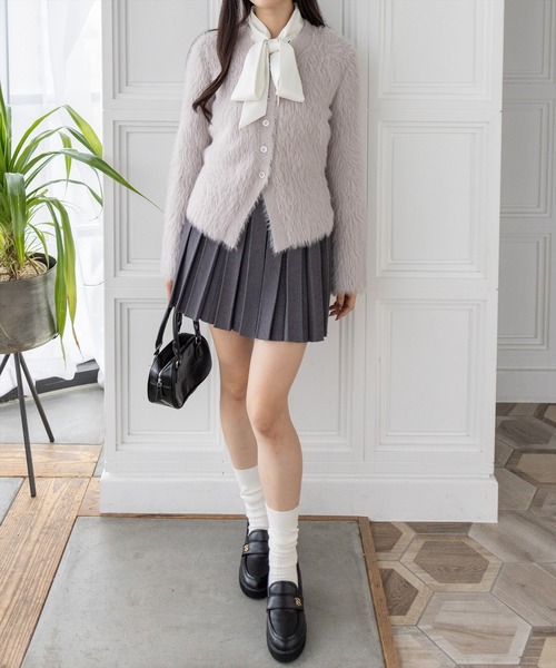 CLEAR BASIC（クリアベーシック）の「Vネックフェザーニットロングカーディガン［大人 カジュアル 着回し力抜群］（カーディガン/ボレロ・レディース・アイボリー/グレイッシュベージュ/チャコールグレー・F）」の14枚目の写真