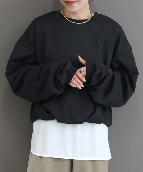 Aletta vita（アレッタビータ）の「T/C裏毛袖タックバルーンプルオーバー（Tシャツ/カットソー・レディース・ブラック/グレイッシュベージュ・M）」の2枚目の写真