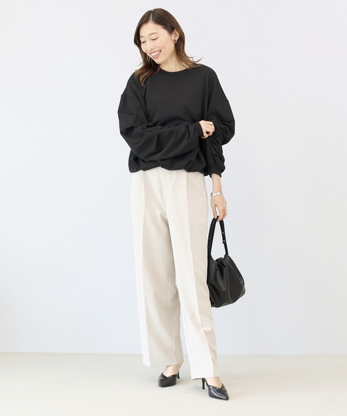 Aletta vita（アレッタビータ）の「T/C裏毛袖タックバルーンプルオーバー（Tシャツ/カットソー・レディース・ブラック/グレイッシュベージュ・M）」の5枚目の写真