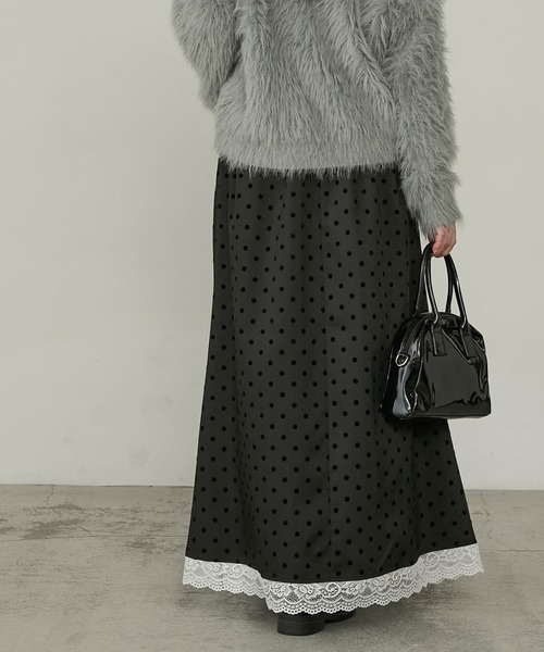 Cherir Mignon(シェリルミニョン)の「【Cherir Mignon】レースドッキングフロッキードットロングスカート(スカート・レディース・ブラック/ブラウン・M/S)」の6枚目の写真