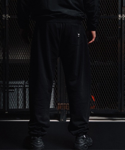 EVERLAST(スポーツ・ライフスタイル)(エバーラスト)の「RVCA メンズ RVCA×EVERLAST SWEAT PANTS セットアップボトムス 【2025年秋冬モデル】/ルーカエバーラストコラボスウェットパンツ(SET UP・セットアップ可能・空港コーデ)(スウェットパンツ・メンズ・ヘザーグレー/ブラック/ホワイト系その他・SMALL/MEDIUM/LARGE/X-LARGE)」の12枚目の写真