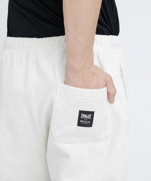 EVERLAST(スポーツ・ライフスタイル)(エバーラスト)の「RVCA メンズ RVCA×EVERLAST SWEAT PANTS セットアップボトムス 【2025年秋冬モデル】/ルーカエバーラストコラボスウェットパンツ(SET UP・セットアップ可能・空港コーデ)(スウェットパンツ・メンズ・ヘザーグレー/ブラック/ホワイト系その他・SMALL/MEDIUM/LARGE/X-LARGE)」の8枚目の写真
