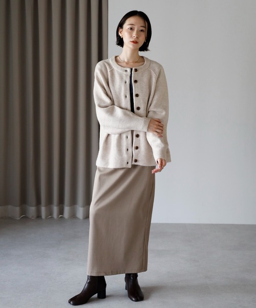 amini（アミニ）の「【2025 AW】もちもちニット　ラグランスリーブカーディガン（カーディガン/ボレロ・レディース・ブルー/チャコールグレー/オレンジ/アイボリー/グレイッシュベージュ・MEDIUM/FREE）」の13枚目の写真